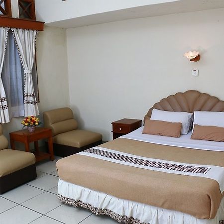 Mataram Hotel Джок'якарта Екстер'єр фото