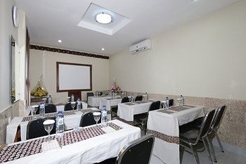 Mataram Hotel Джок'якарта Екстер'єр фото